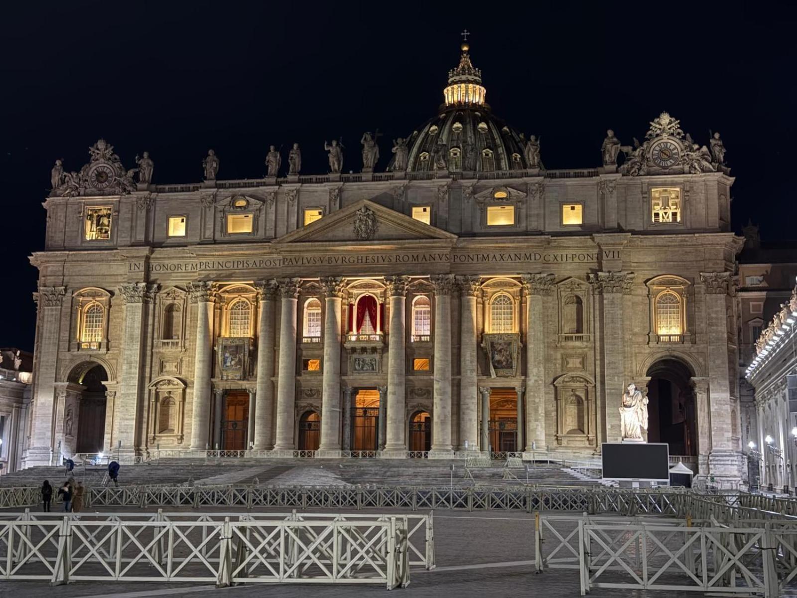 Vatican House 98, Rome